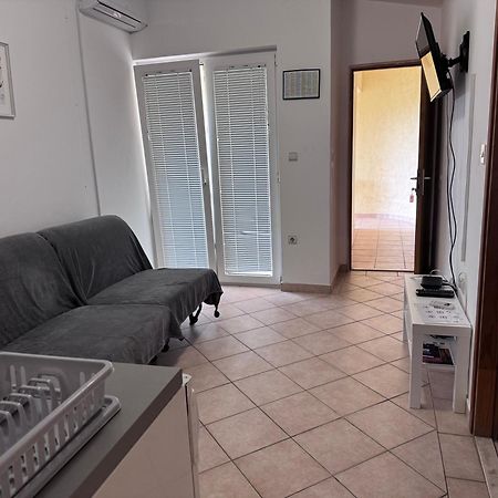 Apartmani Bruno Vrsi Exterior foto